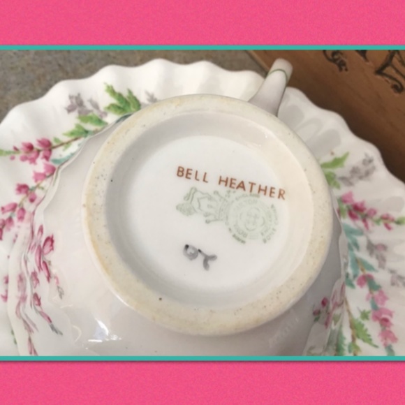 Royal Doulton Cups & Saucers - Picture 3 of 4